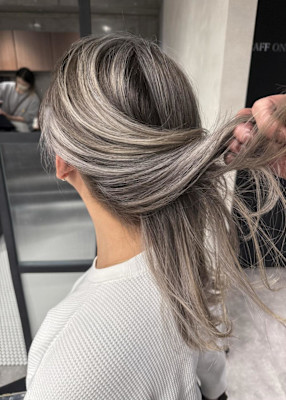 ★顔周りや襟足が暗くならないシャドウルーツバレ★