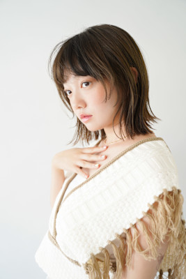 くびレイヤーエモージュグレージュカラーくびれショート/高円寺