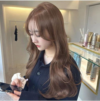 顔周りレイヤー×ベージュ