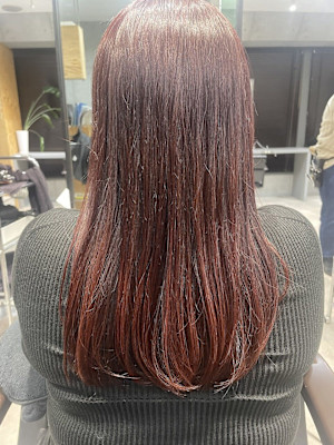 艶感抜群チェリーレッド