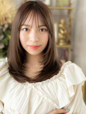 姫カットレイヤーアッシュブラウンセミディ　マロンベージュ