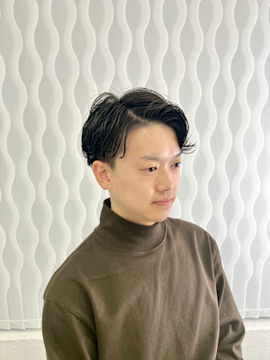 メンズ　パーマ　ツーブロック