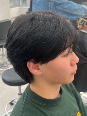 カットのみで作れるナチュラルフェザーシースルーマッシュ