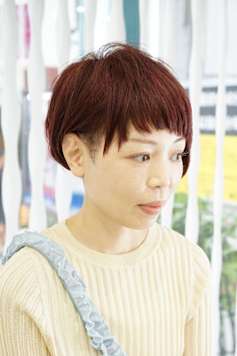 刈り上げ　ショート　ボブ　アシンメトリー