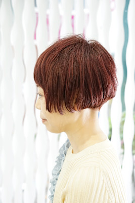 刈り上げ　ショート　ボブ　アシンメトリー