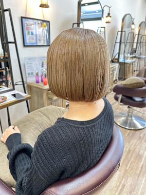 ミルクティーベージュ