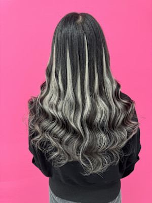 黒髪にオススメ！シルバーハイライト！