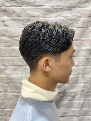 メンズ/ショート/ツーブロック/ナチュラル/センターパート