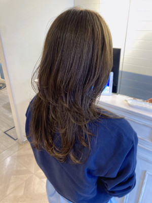 軽めロングウルフレイヤー2025年人気赤み無ブラウン赤羽美容