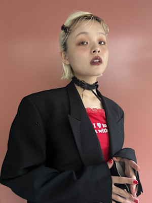 ブロンド/切りっぱなしボブ/ヘアアレンジ