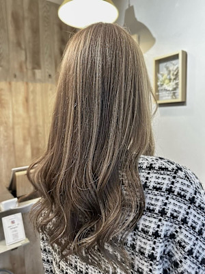 美髪・頭皮メンテナンスケアサロンRe:care×スタイル