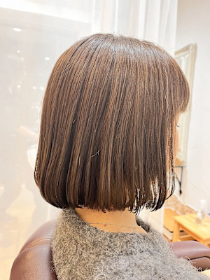 【 WILLOW 京橋 】切りっぱなし内巻きボブ