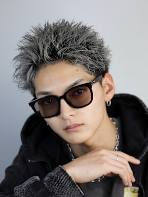 スパイキーショート