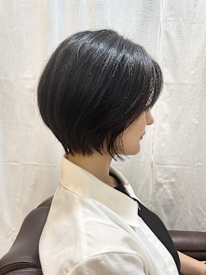 【WILLOW京橋/都島】小顔に見える丸みショートボブ