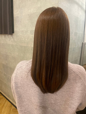 ROMA銀座★ 美肌に魅せる艶髪アッシュロング