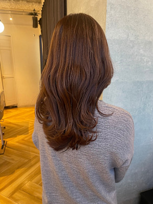 ROMA銀座★ どんな顔型でもＯＫ！骨格矯正くびれ小顔ロング