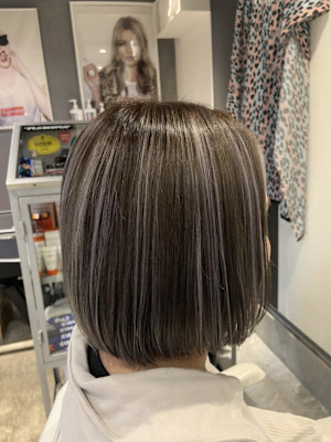 ローライトグレージュ