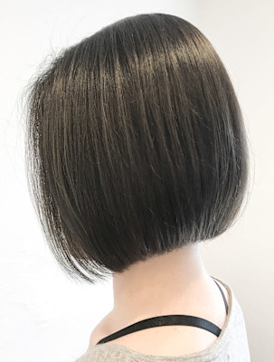 【WILLOW】シークレットハイライト×スムースボブ