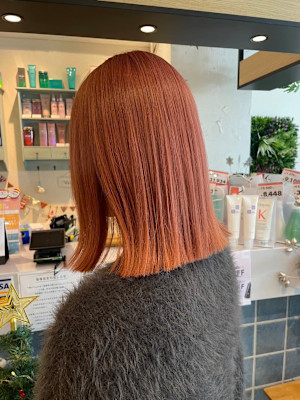 髪質改善/ハイトーンカラー/ブリーチ/オレンジ/切りっぱなし