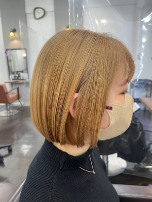 髪質改善/ハイトーンカラー/ブリーチ/イエロー/ショートボブ