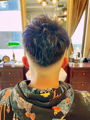 【30代 男性】ロンドンネイビーフェード（大宮/バーバー）