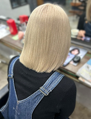 Rumor /ツヤ髪ハイトーン/【whitebeige】