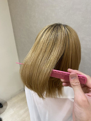 ブリーチ縮毛矯正