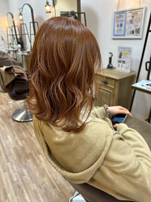 オレンジベージュ