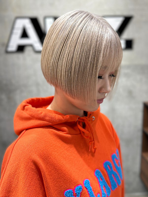 ホワイトミルクティーボブ渋谷ケアカラーケアブリーチハイトーン