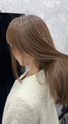 アッシュベージュ