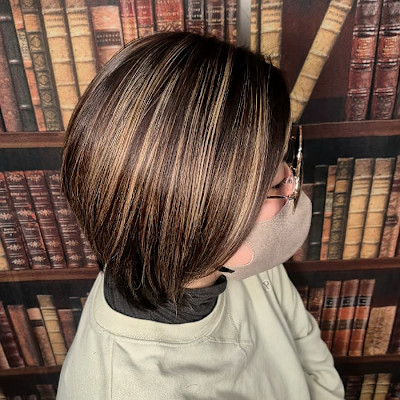 ハイライトメッシュブリーとミディアムレイヤーカット【西八王】