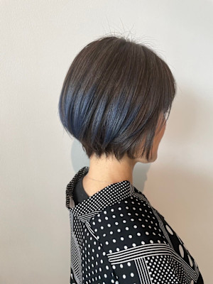 ショートボブ