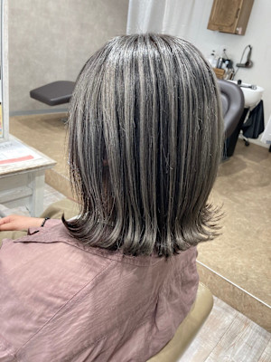 バレイヤージュカラー