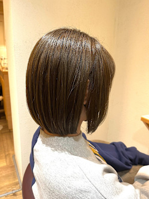 【Terrace】ショートボブ×カーキベージュ(白髪有り)