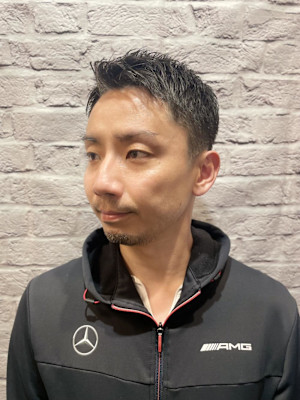 メンズ/ショート/刈り上げ/アップバング/短髪