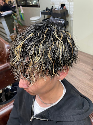 ツイストスパイラルパーマ×ハイライト