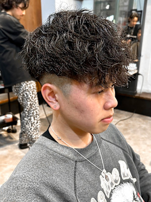 【IRIE 福岡】バロックパーマスペインカール