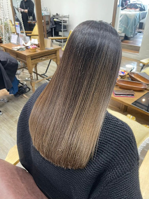 デザインカラー/ケアブリーチ/派手カラー/グラデーション