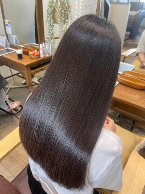 髪質改善トリートメント/酸熱トリートメントでツヤ髪ツヤカラー