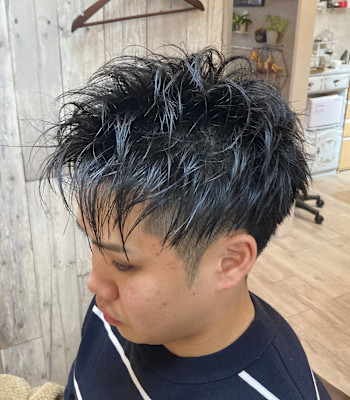 スパイキーミドルショート