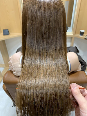 【Arlel池袋】ドライヤーするだけで艶髪へ