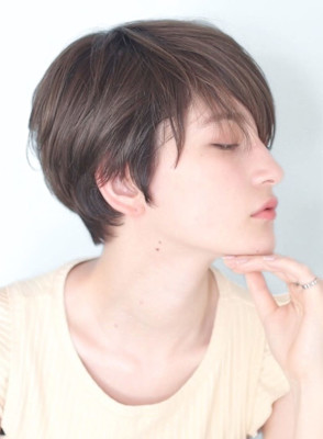 ショート・ボブ/白髪ぼかし/ハイライト/絶壁解消/４0代