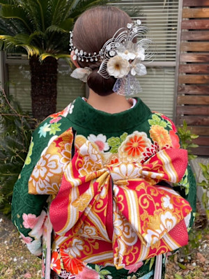 タイトお団子　成人式ヘアセット　着物ヘア　シンプル