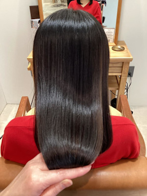 クセも伸びる髪質改善