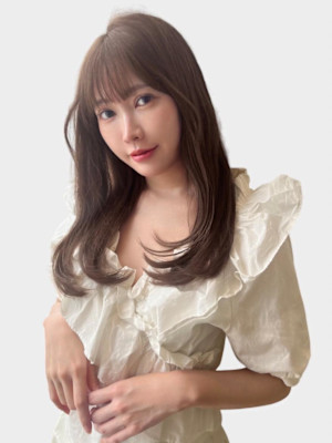 ロングレイヤー　顔周りレイヤー　アッシュカラー