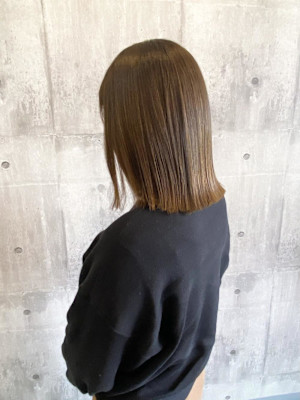 モノトーンベージュ《ARCH CHIAKI》