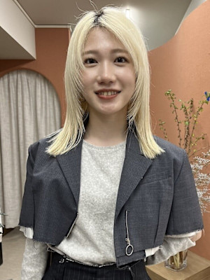 イメチェンスタイルハッシにュカットレイヤーカットレッドブラウ