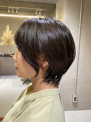 美人ショート×小顔ヘア