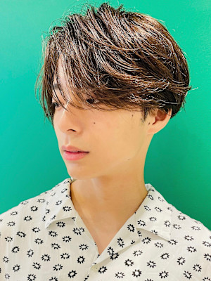 大人男性◎ニュアンスセンターパート