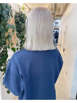 AiM×ミディアム